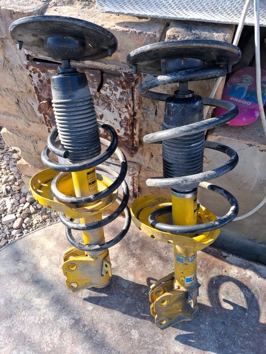 Продам. Амортизаторы