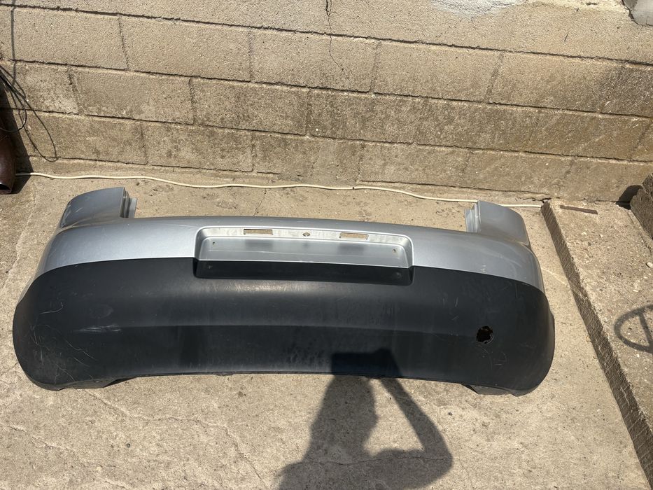Задна броня за Голф 5 / VW Golf V хечбек 2003 - 08