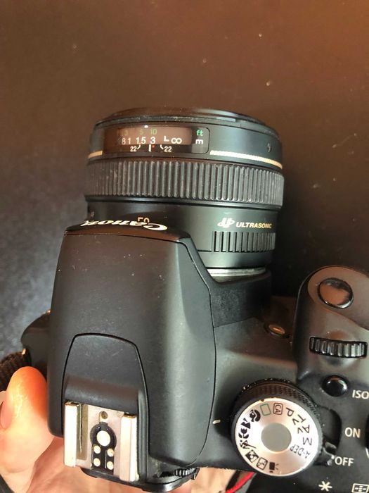 Canon EOS 500D-Дигитален Фотоапарат