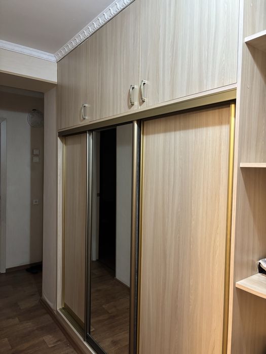 Продам шкаф-купе