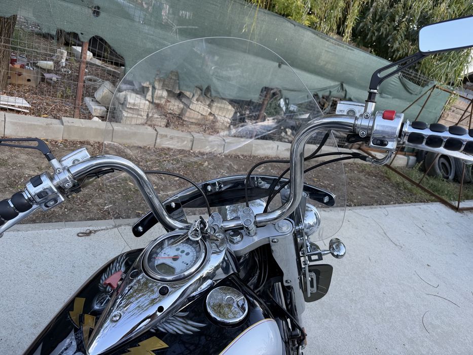 Kawasaki Vulcan 1600 NOMAD