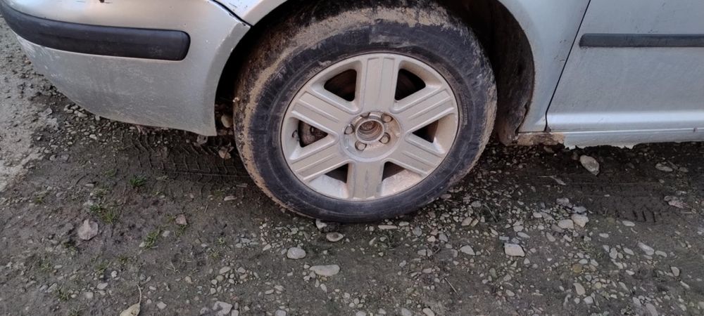 Jante roti aliaj r15 vw audi 5x100 Roman • OLX.ro