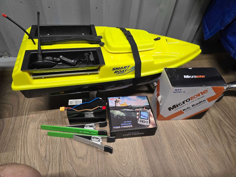 Navomodel pescuit plus sonar