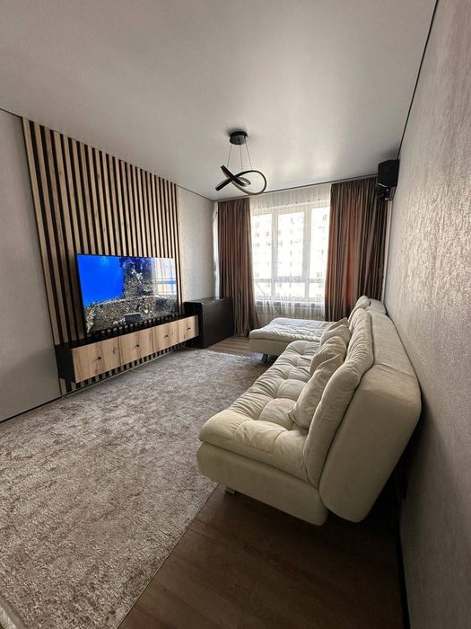 Сдается 2-х комнатная квартира на Махтумкули, Арти Парк 2/4/9. Р3