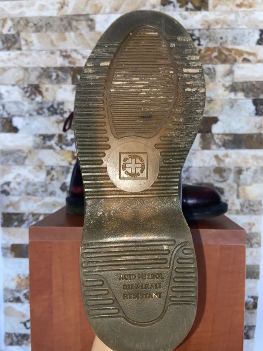 Chelsea boots Dr. Martens