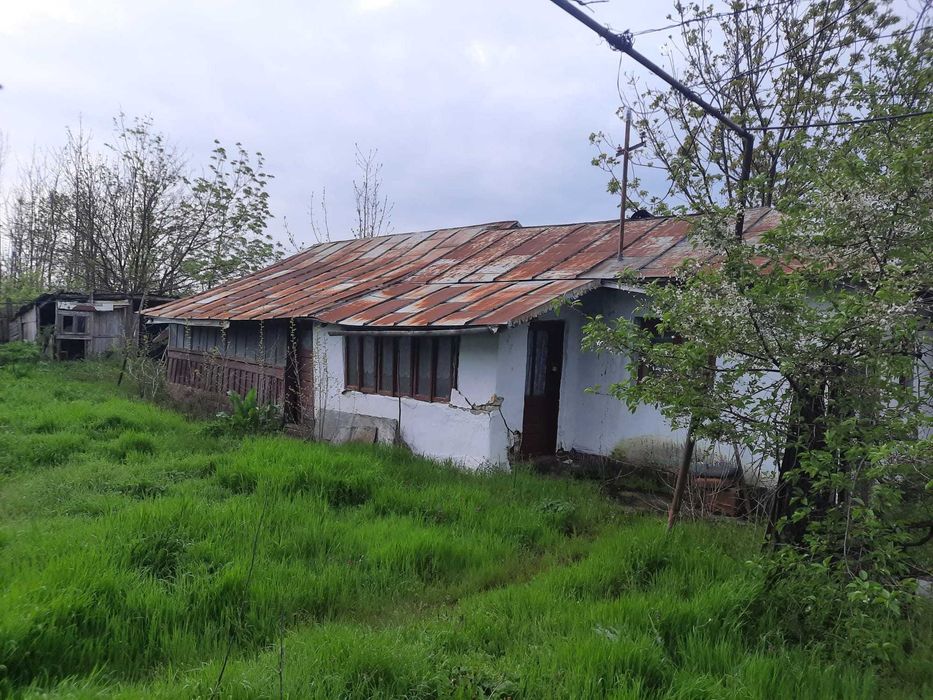 Casă + 3000 mp teren | Popești-Palanga Argeș | la stradă | 20.000 euro - negociabil