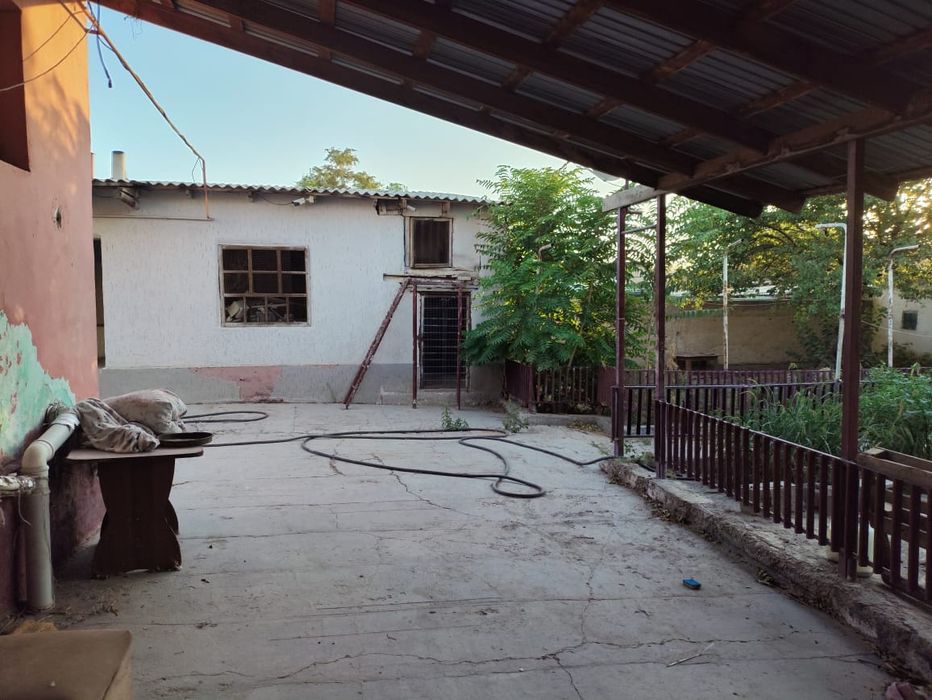 Уй сатылады дуниесимен