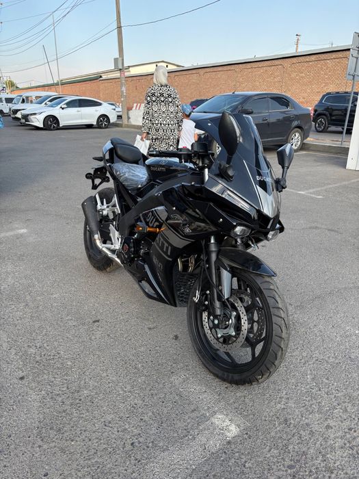 Yamaha/dukati repl-ka 400 kyb