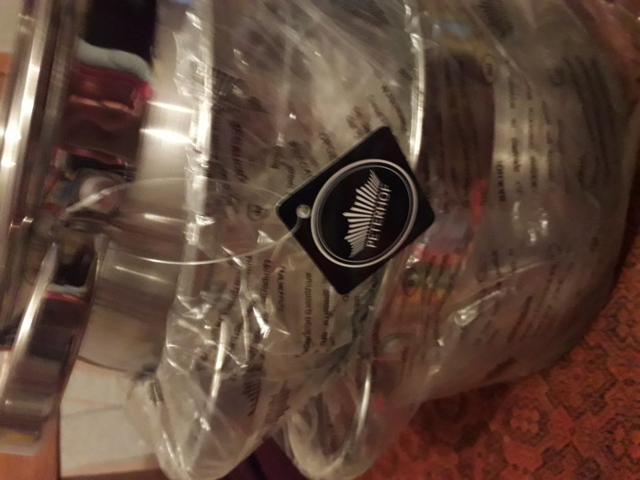 Продам набор кастрюль. Новый