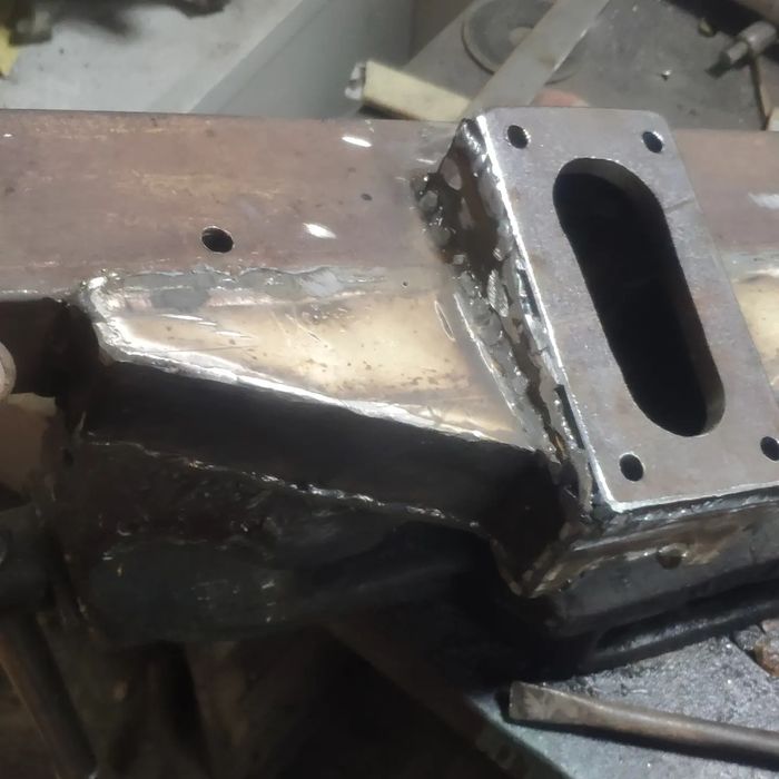 Токарь  фрезеровщик  сварщик