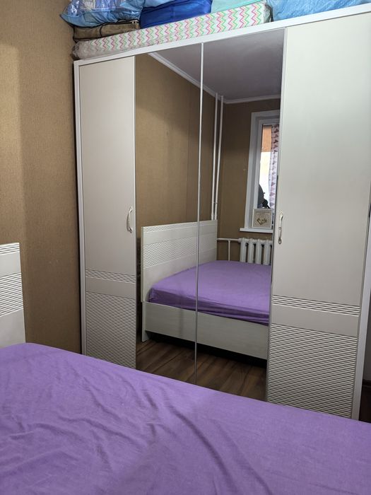 Продам кровать с шкафом