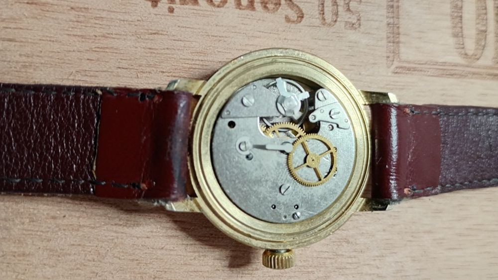 Ceas clipper,120 lei,negociabil.