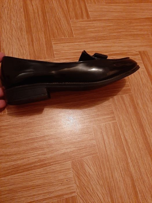 Продам туфли женские