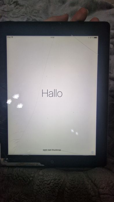 Айпад 4 на запчасти