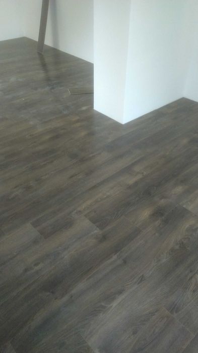 Монтаж на ламинат