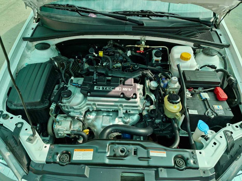 Gentra mexanika oq rang, zavodskoy metan bor