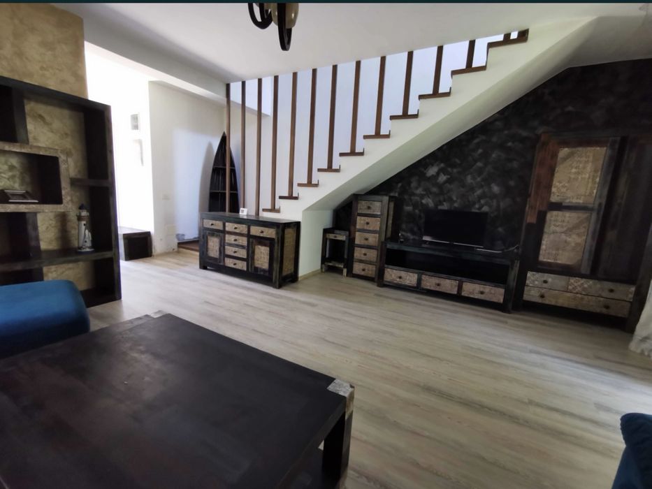 Proprietar Vand casa duplex P+1+M