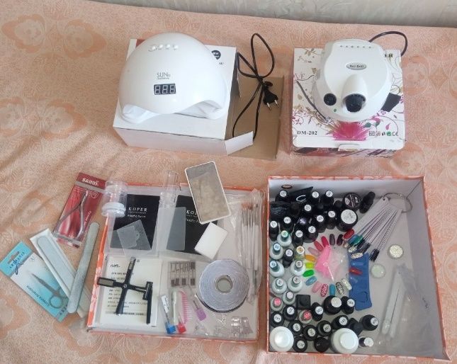 Продам маникюрный набор