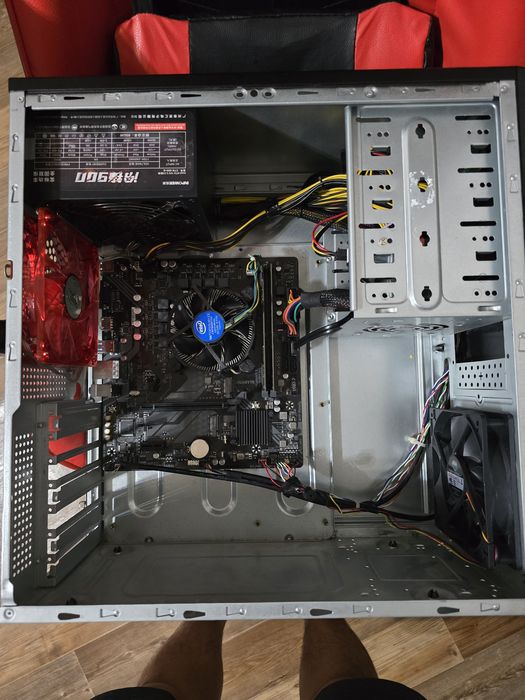 Продам системный блок I3. 14100
