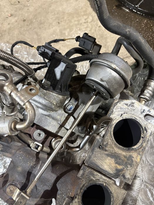 Audi a4 b8 1.8 tfsi 160 кс Турбо