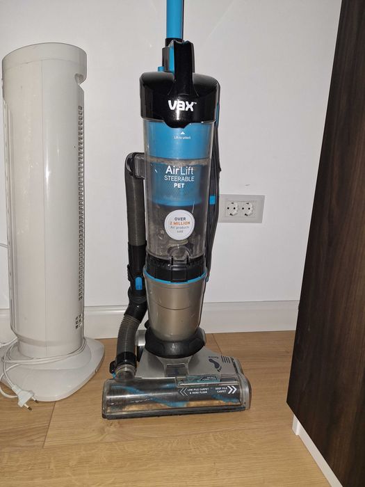 Aspirator vertical Vax