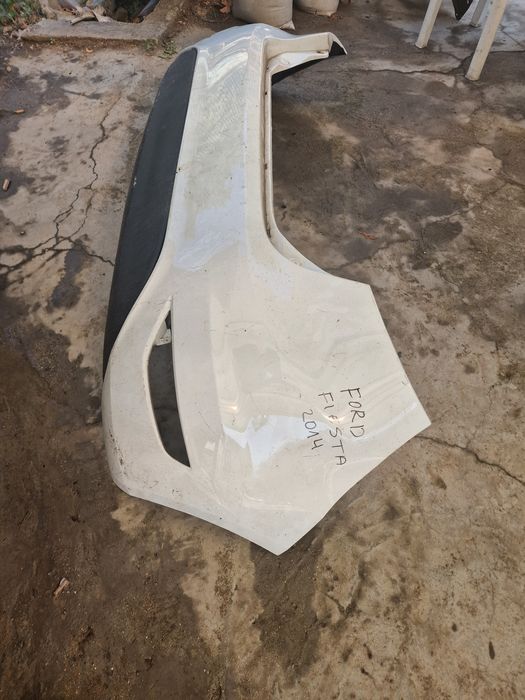 FORD  FIESTA 2014  задна броня 3бр