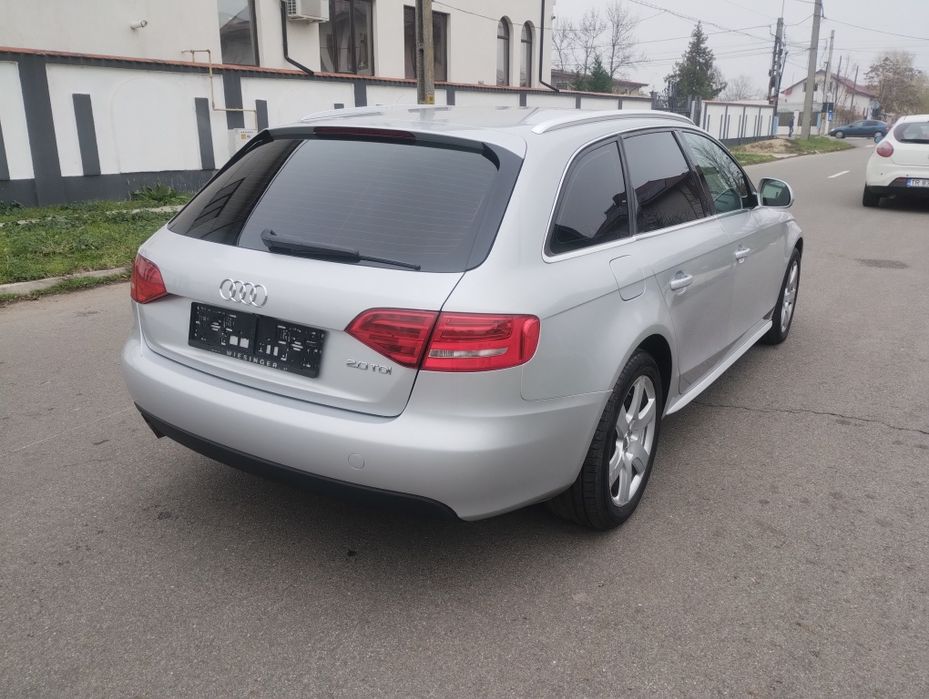 Audi A4 B8 automat 2.0 tdi 143 cp.euro 5   recent adus