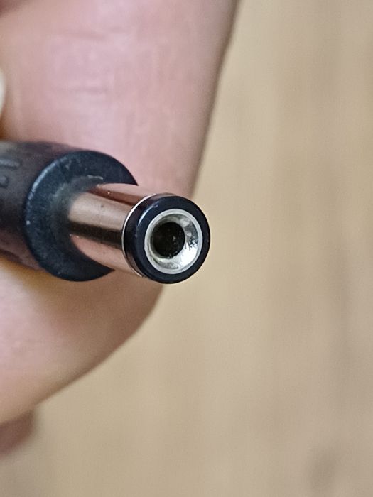 Incarcator alimentator 9v 300mA
Este testat

#6