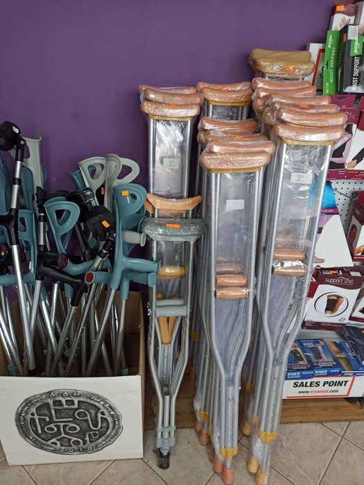 Патерици всички размери и детски и канадки