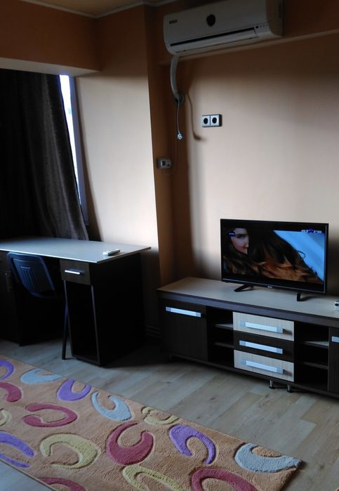 Închiriez Apartament cu o Camera