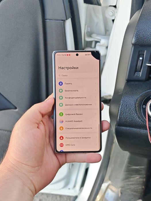 Huawei mate X6 16/512