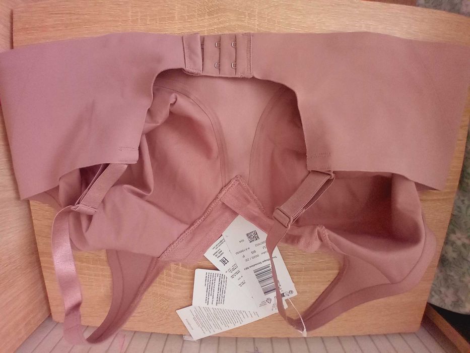 Minimizer големи размер сутиени