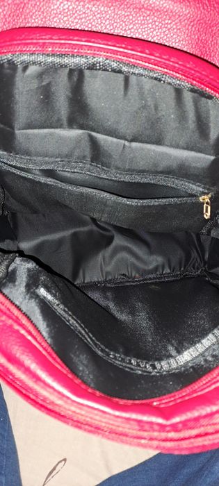 Нова дамска раница