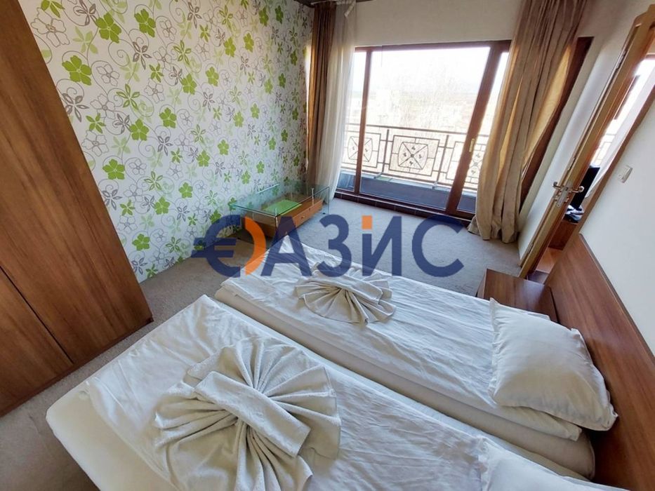 Продава се Тристаен апартамент в к.к. Слънчев бряг - 86 кв.м за 1024 €/кв.м - Снимка #3