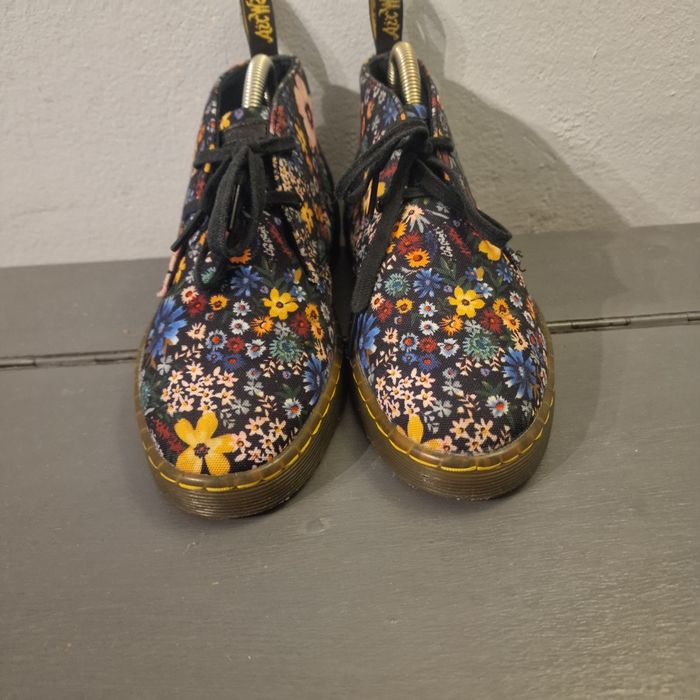 DR.MARTENS  номер 37 !Цветни и пъстри  ,в отлично състоянии