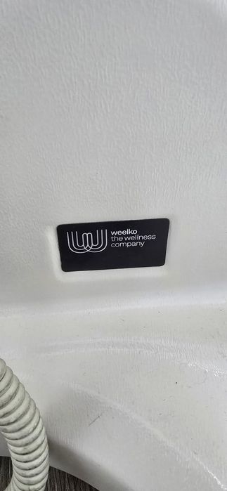 Кушетка профессиональная WEEIKA