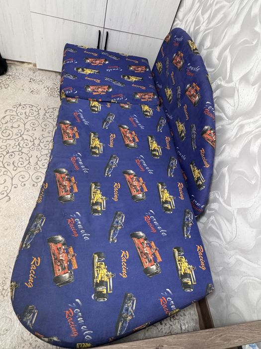 Продам тахту б/у