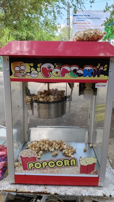 Продам аппарат для мороженого и попкорна