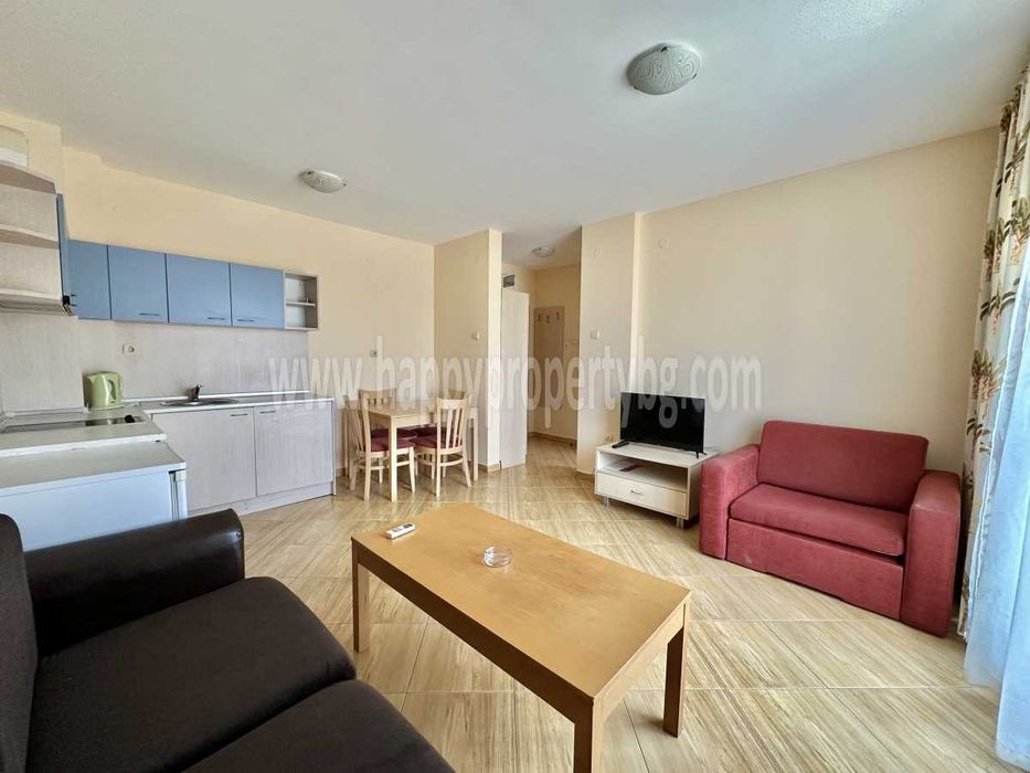 Продава се Двустаен апартамент в к.к. Слънчев бряг - 66 кв.м за 940 €/кв.м - Снимка #1