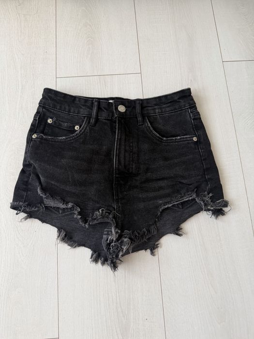 Blugi scurti zara