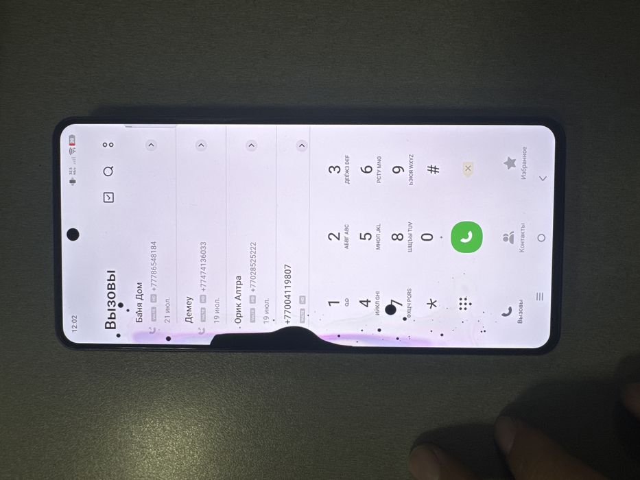 Продам смартфон iqoo