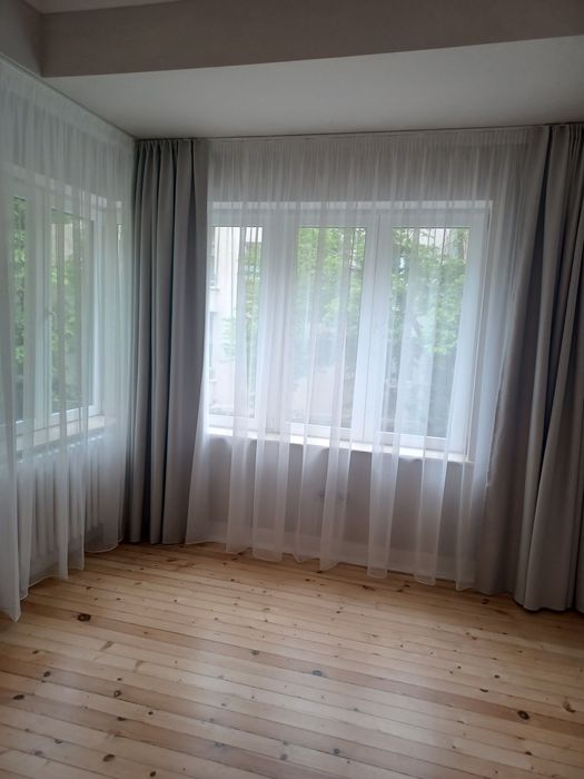 Предлага ушиване на пердета и корекций!