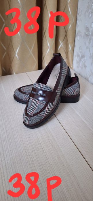 Продам босоножки