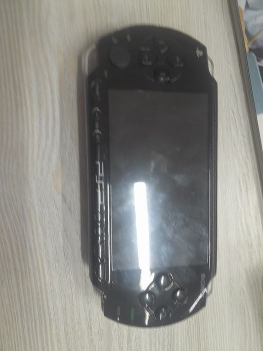 Продаётся psp с диском с играми