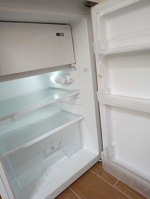 Пералня+ Хладилник Arielli