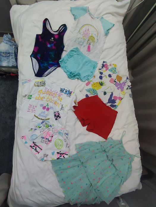 Вещи и обувь девочке, на 7-8-9 лет