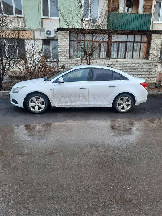 Продам Шевроле Круз