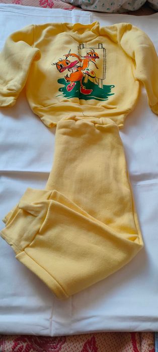 Детский костюм новый