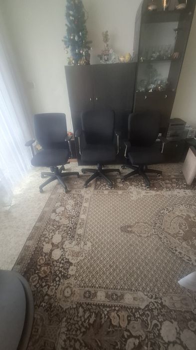 Ергономични офис столове