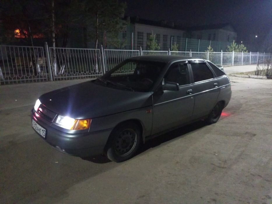 Продам авто ваз 2112